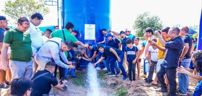 PREFEITURA DE CAMETÁ ENTREGA NOVO SISTEMA DE ABASTECIMENTO DE ÁGUA POTÁVEL NA VILA DO AREIÃO
